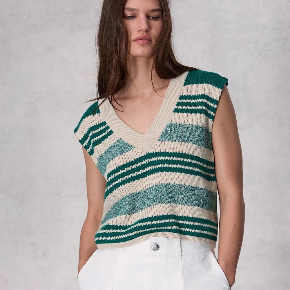 rag & bone Green and Cream Striped V‑Neck Sweater Vest